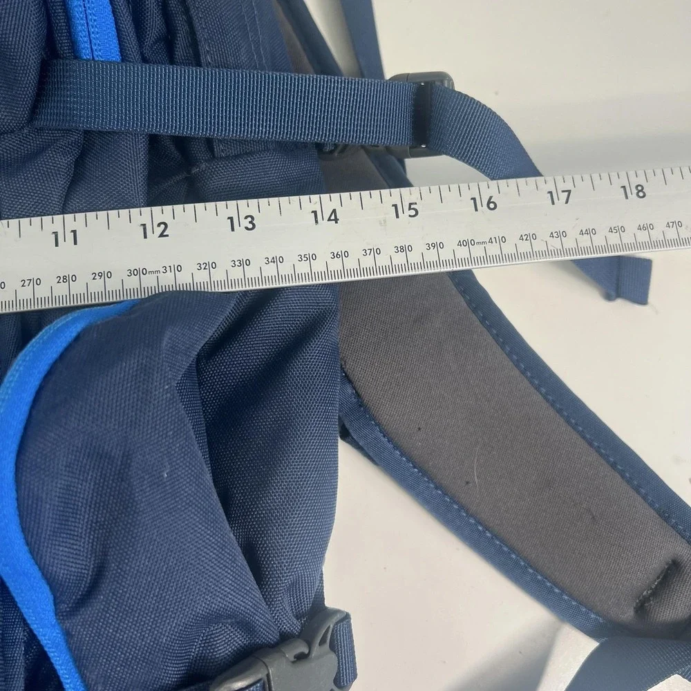 Marmot Gunnison Hiking Backpack One Size Blue Zip Closure Padded Straps